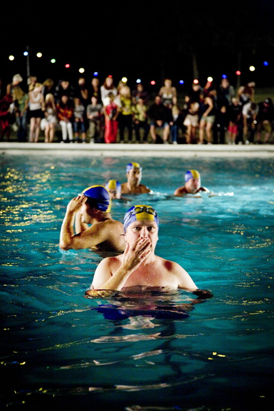 Männer im Wasser - Filmfotos