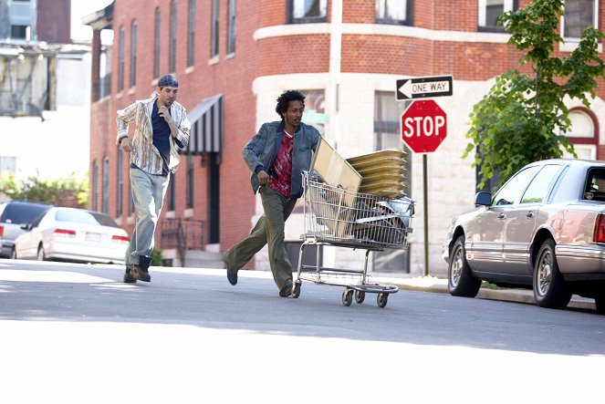 The Wire - Season 3 - Time After Time - Photos - Leo Fitzpatrick, Andre Royo