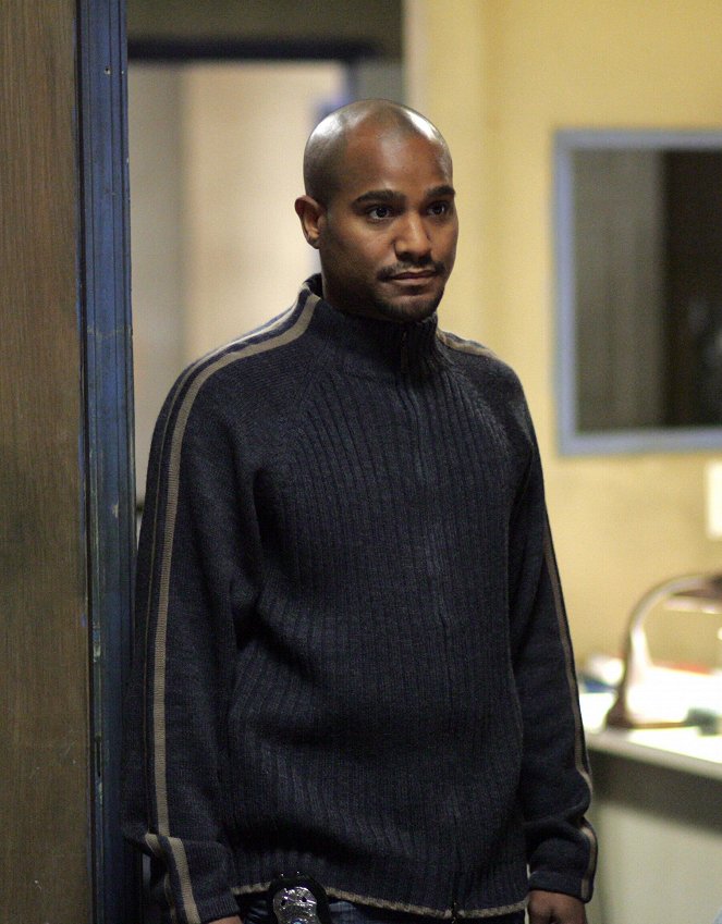 The Wire - Unto Others - Photos - Seth Gilliam