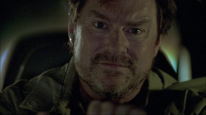 24 - Day 8: 2:00 a.m.-3:00 a.m. - Van film - Stephen Root