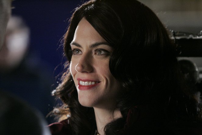 Mad Men - Marriage of Figaro - Photos - Maggie Siff