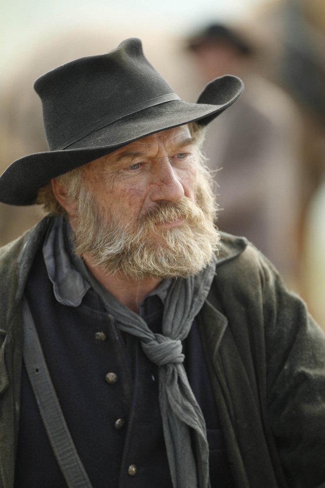 Hell on Wheels - Pilot - Photos - Ted Levine