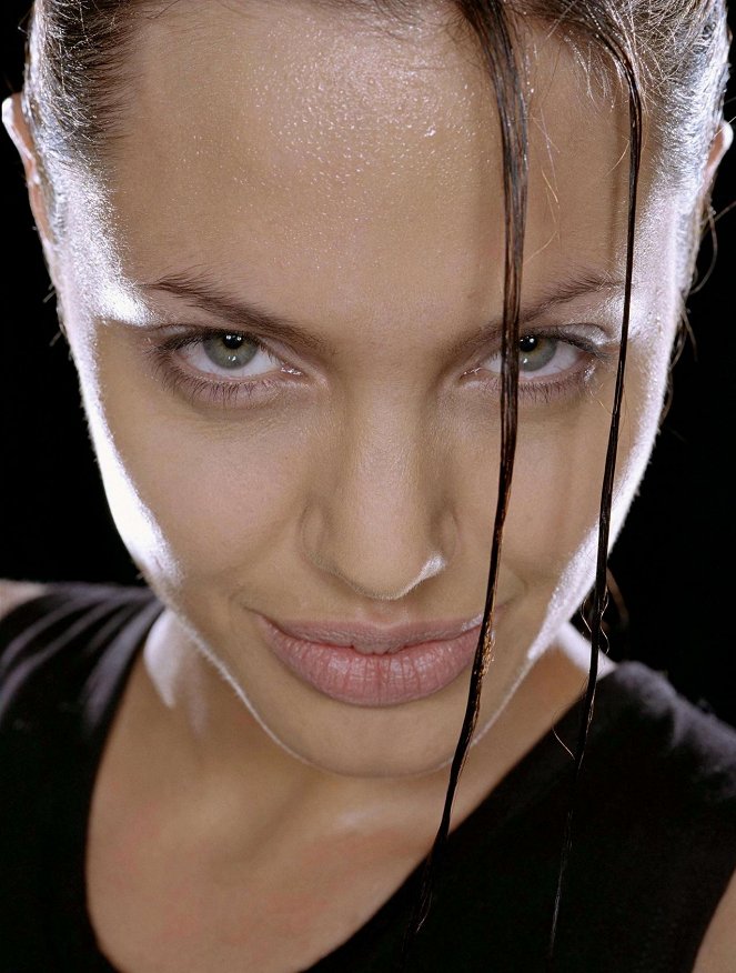 Lara Croft: Tomb Raider - Werbefoto - Angelina Jolie