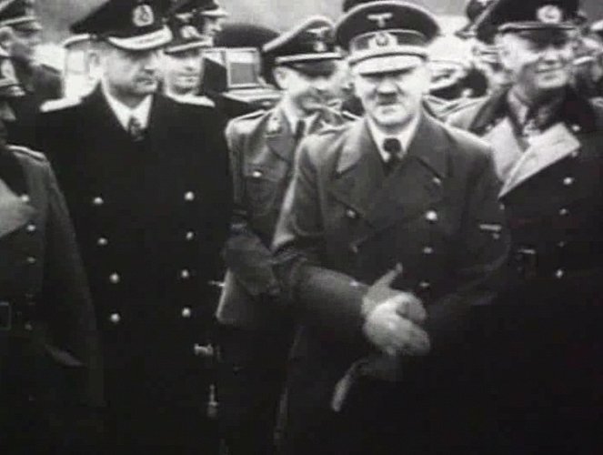 Hitler - erään miehen ura - Kuvat elokuvasta - Adolf Hitler