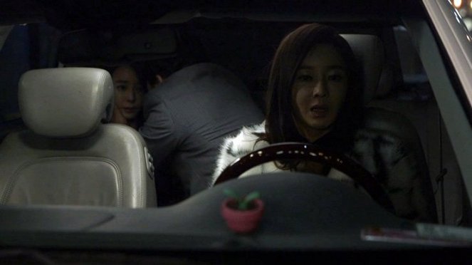 7 Gongjoo daeliwoonjeon - Kuvat elokuvasta