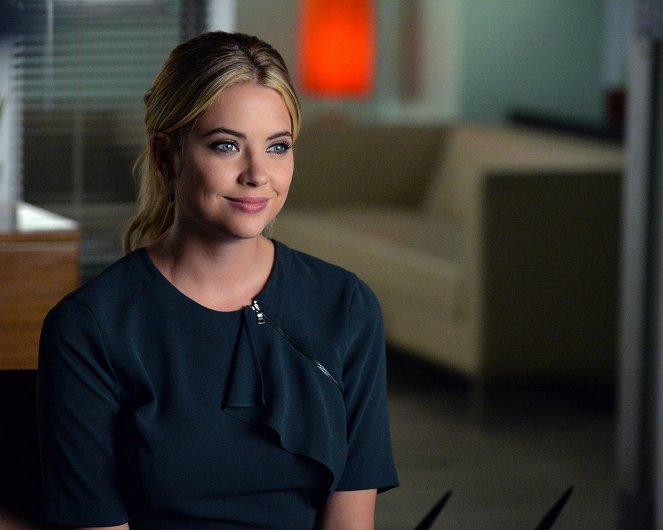 Pretty Little Liars - Out Damned Spot - Photos - Ashley Benson