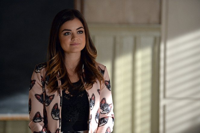 Pretty Little Liars - The Melody Lingers On - Van film - Lucy Hale