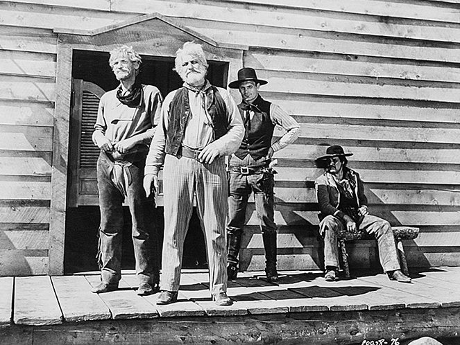 Etäisten laaksojen mies - Kuvat elokuvasta - Edgar Buchanan, Emile Meyer, Jack Palance