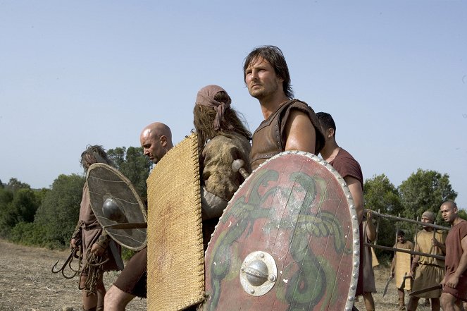 Heroes and Villains - Spartacus - Van film