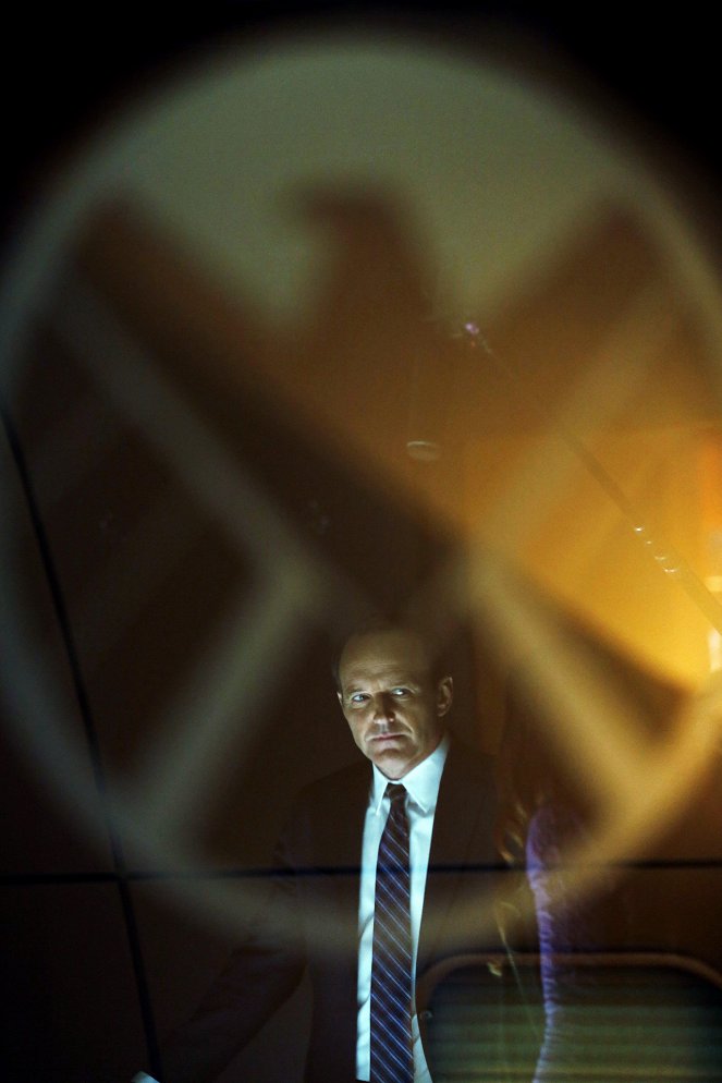 Agents of S.H.I.E.L.D. - Season 1 - Pilot - Photos - Clark Gregg