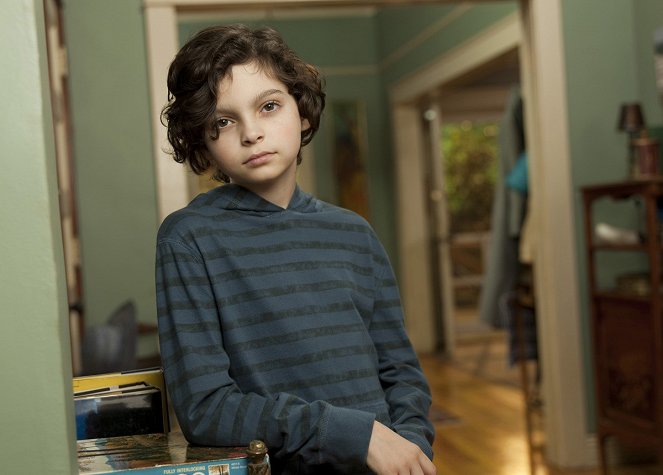 Vásott szülők - Promóció fotók - Max Burkholder