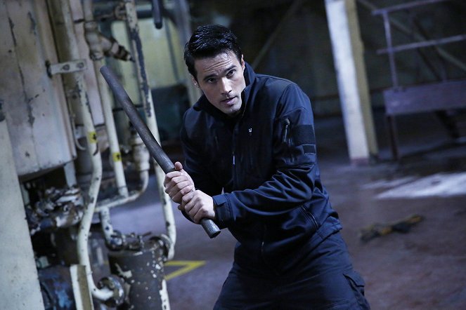 MARVEL's Agents Of S.H.I.E.L.D. - Der Hub - Filmfotos - Brett Dalton