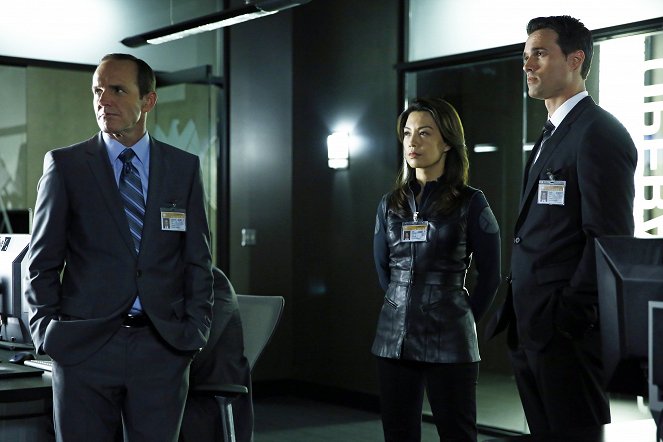 Agenti S.H.I.E.L.D. - The Hub - Z filmu - Clark Gregg, Ming-Na Wen, Brett Dalton