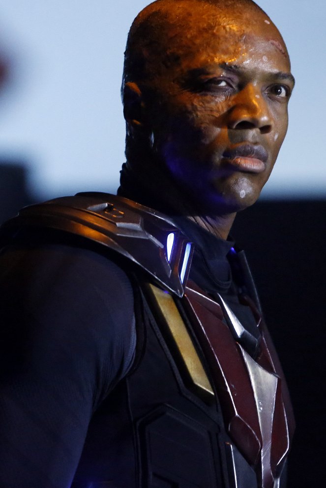 Agents of S.H.I.E.L.D. - End of the Beginning - Photos