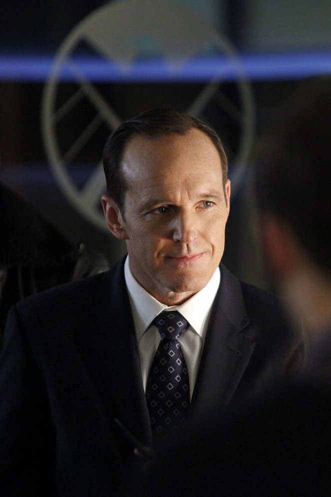 Agents of S.H.I.E.L.D. - End of the Beginning - Photos - Clark Gregg