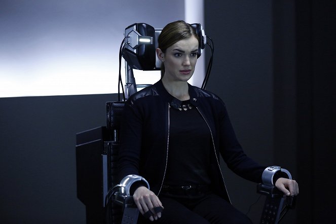 Agenti S.H.I.E.L.D. - Jediné světlo v temnotě - Z filmu - Elizabeth Henstridge