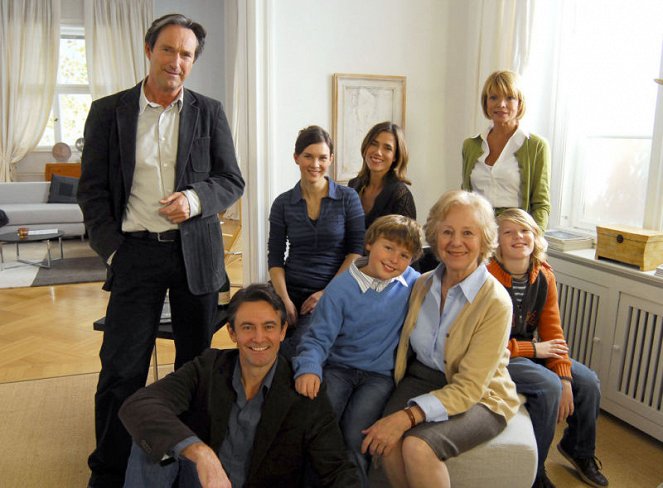 Meine liebe Familie - Promo - Helmut Zierl, Robert Lohr, Kathrin von Steinburg, Julia Bremermann, Bibiana Zeller, Uschi Glas