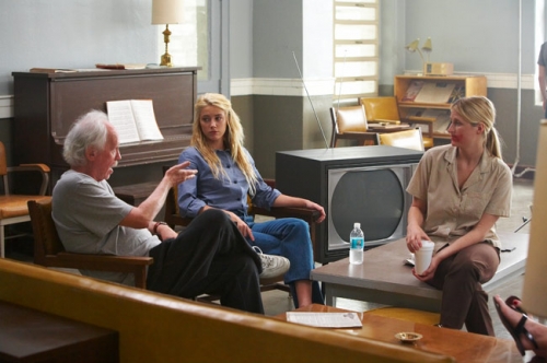 John Carpenter's The Ward - Dreharbeiten - John Carpenter, Amber Heard, Mamie Gummer