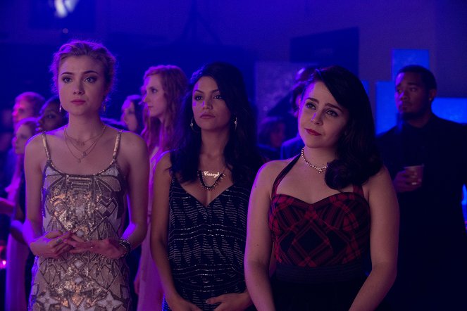 El último baile - De la película - Skyler Samuels, Bianca A. Santos, Mae Whitman