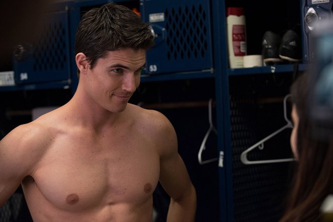 The DUFF - Van film - Robbie Amell