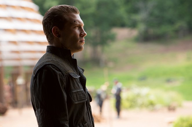 The Divergent Series: Insurgent - Photos - Jai Courtney