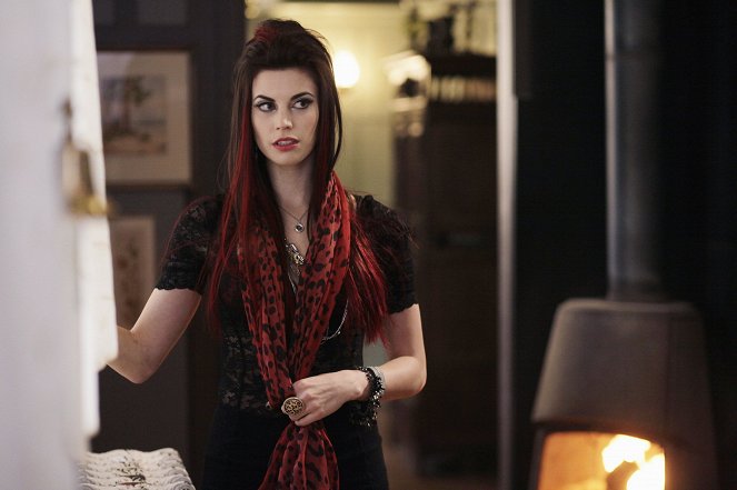 Once Upon a Time - Pilot - Photos - Meghan Ory