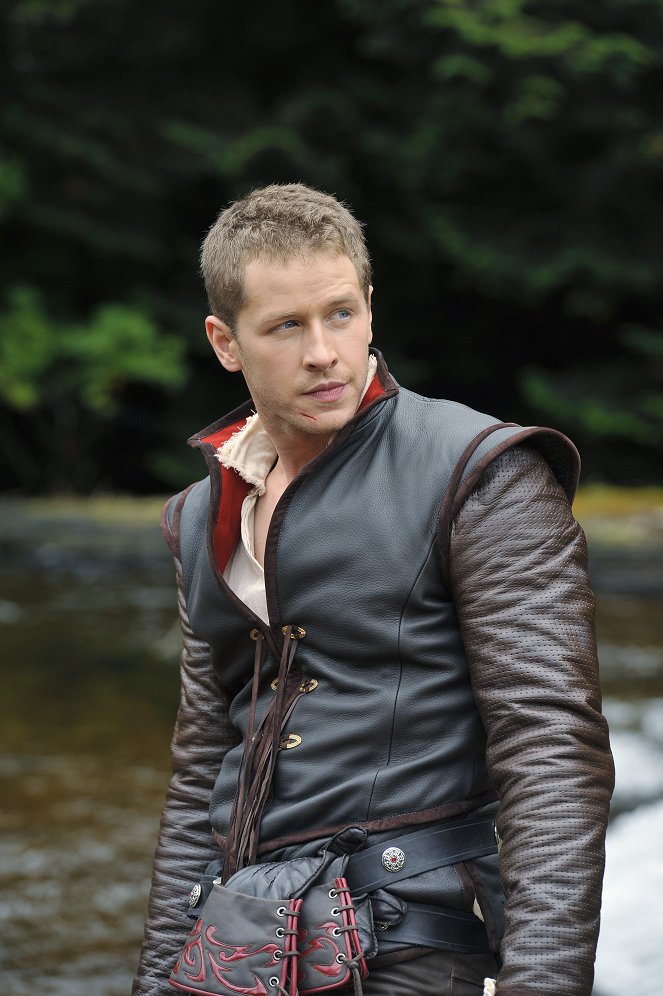 Once Upon A Time - Es war einmal... - Season 1 - Snow Falls - Filmfotos - Josh Dallas