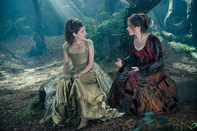 Into the Woods - Photos - Anna Kendrick, Emily Blunt