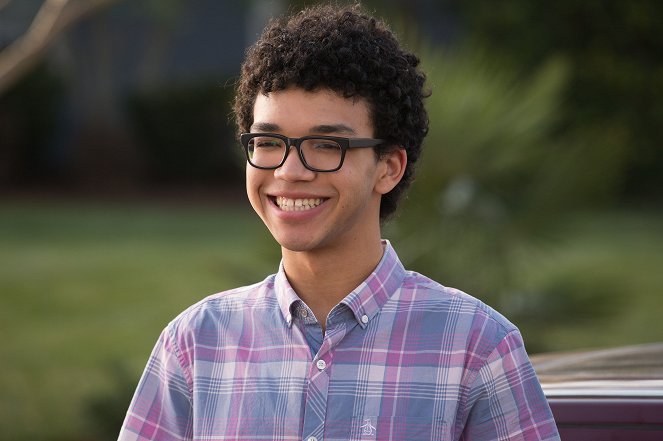 Paper Towns - Photos - Justice Smith