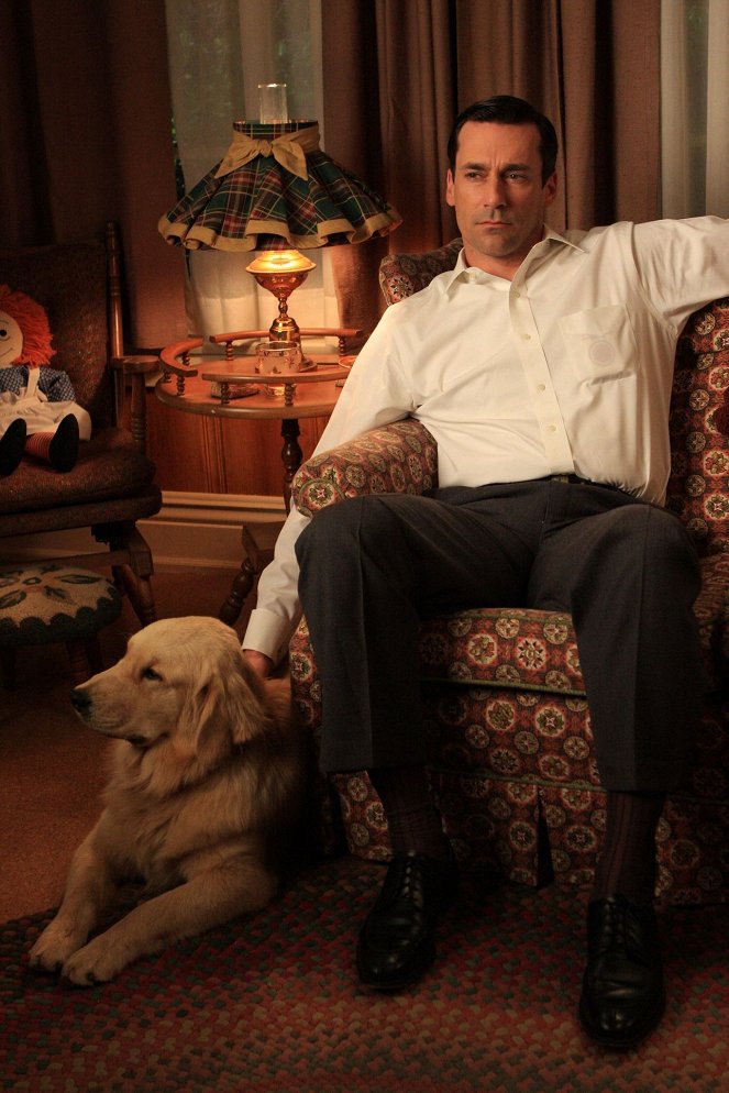 Mad Men - Season 2 - For Those Who Think Young - Photos - Jon Hamm