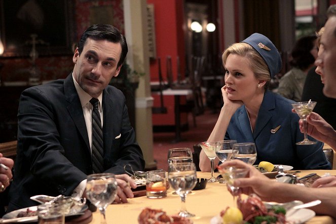 Mad Men - Reklámőrültek - Season 3 - Out of Town - Filmfotók - Jon Hamm, Sunny Mabrey