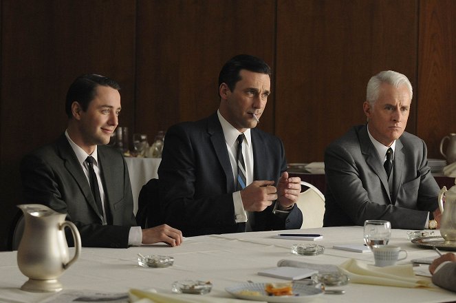 Mad Men - Season 4 - Public Relations - Filmfotos - Vincent Kartheiser, Jon Hamm, John Slattery