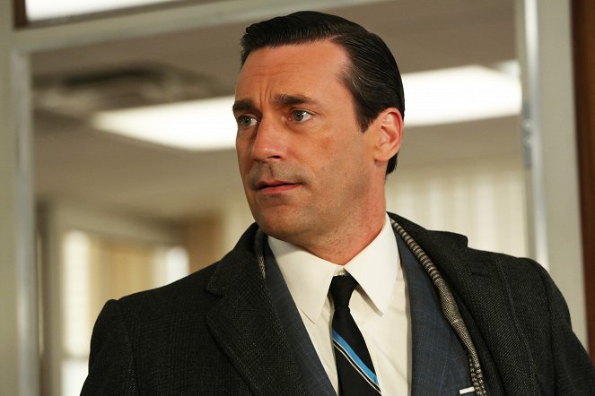 Mad Men - The Doorway, Part 1 - Photos - Jon Hamm