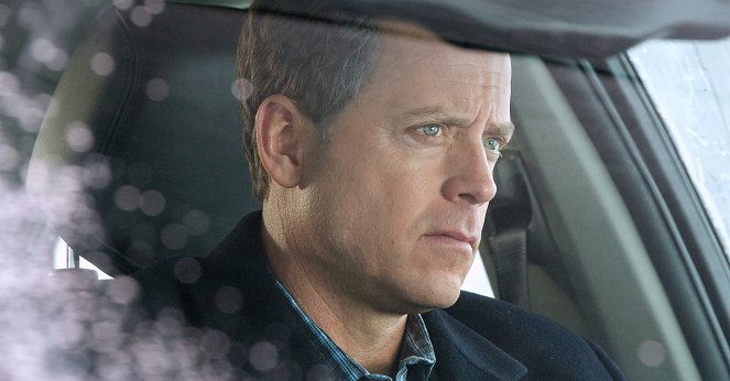 Thin Ice - Van film - Greg Kinnear