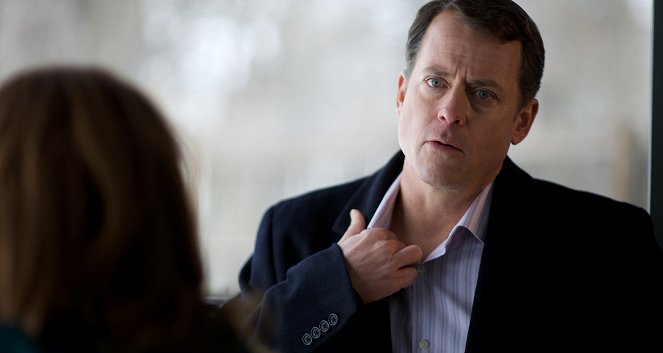 Thin Ice - Do filme - Greg Kinnear