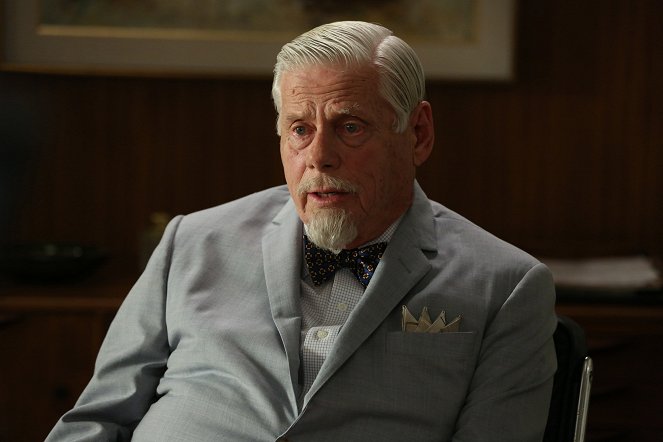 Mad Men - A Tale of Two Cities - Photos - Robert Morse