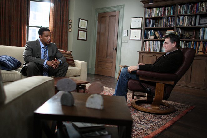 In Treatment - Season 2 - Oliver: Week Five - Photos - Russell Hornsby, Gabriel Byrne