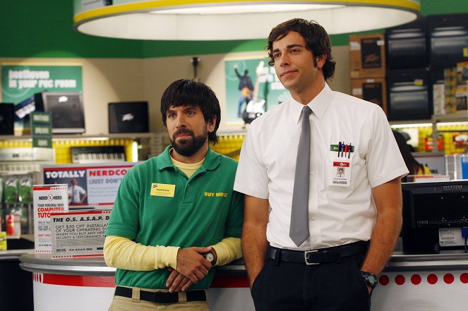 Chuck - Chuck Versus the Truth - Van film - Joshua Gomez, Zachary Levi