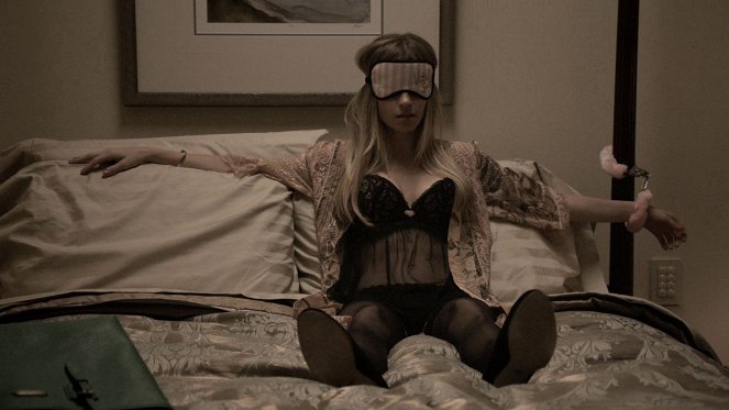 Sikoly - Wanna Play a Game? - Filmfotók - Carlson Young