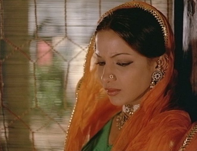 Shatranj Ke Khilari - Do filme - Shabana Azmi