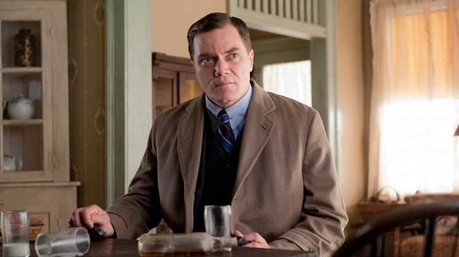 Boardwalk Empire - The Ivory Tower - Photos - Michael Shannon