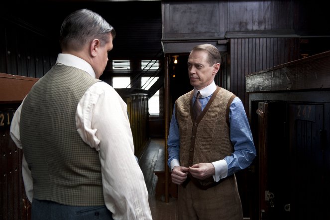 Boardwalk Empire - What Does the Bee Do? - Photos - Steve Buscemi