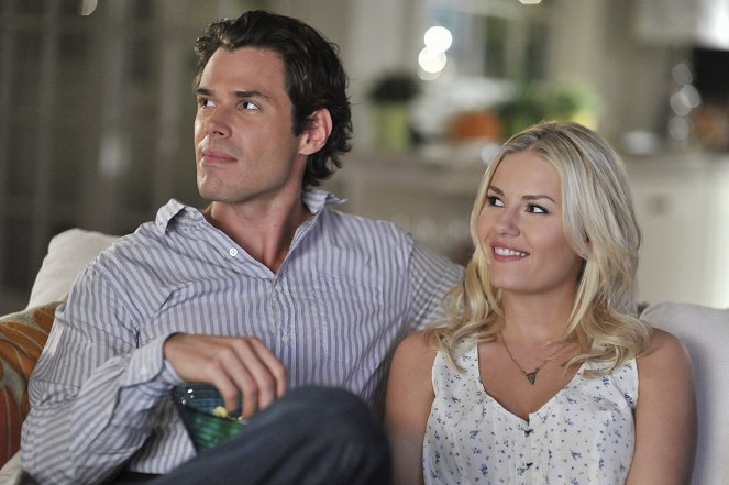 Happy Endings - Season 2 - Lying Around - Filmfotos - Josh Casaubon, Elisha Cuthbert