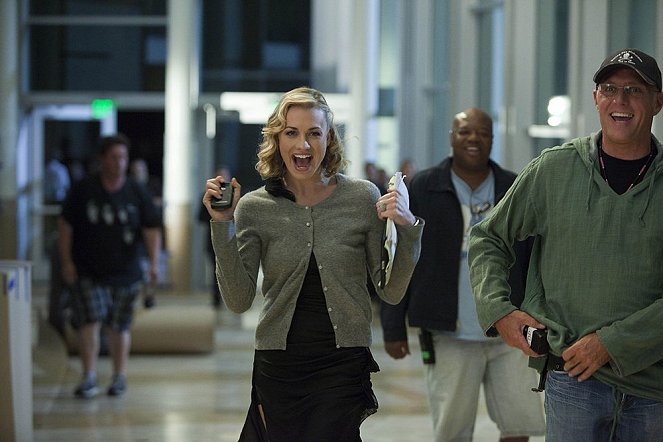 Chuck - Season 5 - Chuck Versus the Zoom - Kuvat elokuvasta - Yvonne Strahovski