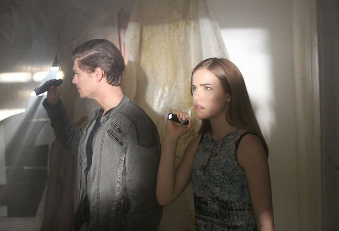 Scream - Season 1 - Betrayed - Photos - Amadeus Serafini, Willa Fitzgerald