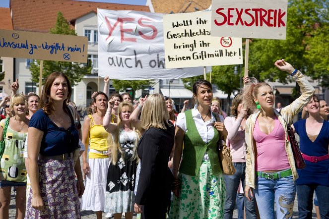 Sexstreik! - Filmfotos - Elena Uhlig, Liane Forestieri