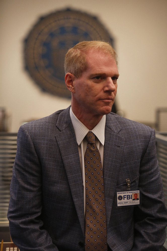 The Americans - In Control - Photos - Noah Emmerich