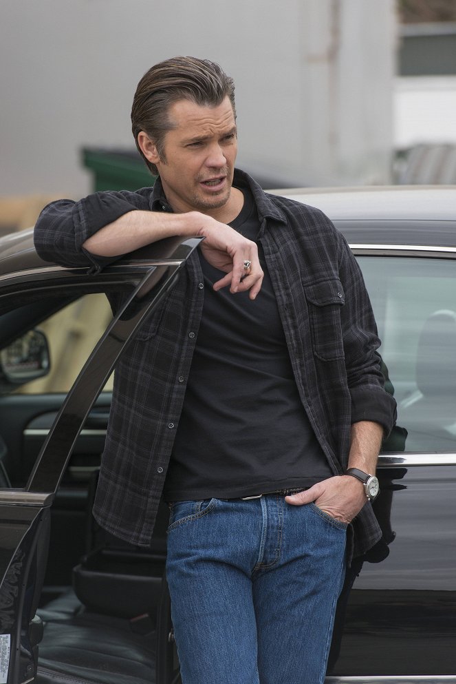 Justified - Whistle Past the Graveyard - Photos - Timothy Olyphant