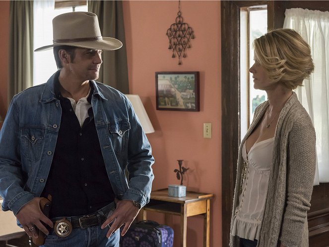 Justified - Chacun sa part d'ombre - Film - Timothy Olyphant, Joelle Carter