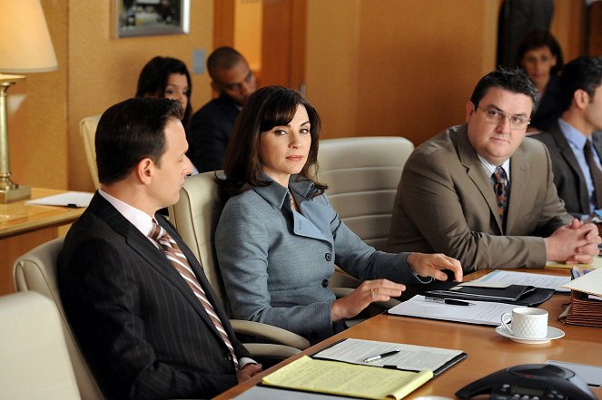 The Good Wife - Season 3 - Kuoleman vyöhyke - Kuvat elokuvasta - Josh Charles, Julianna Margulies